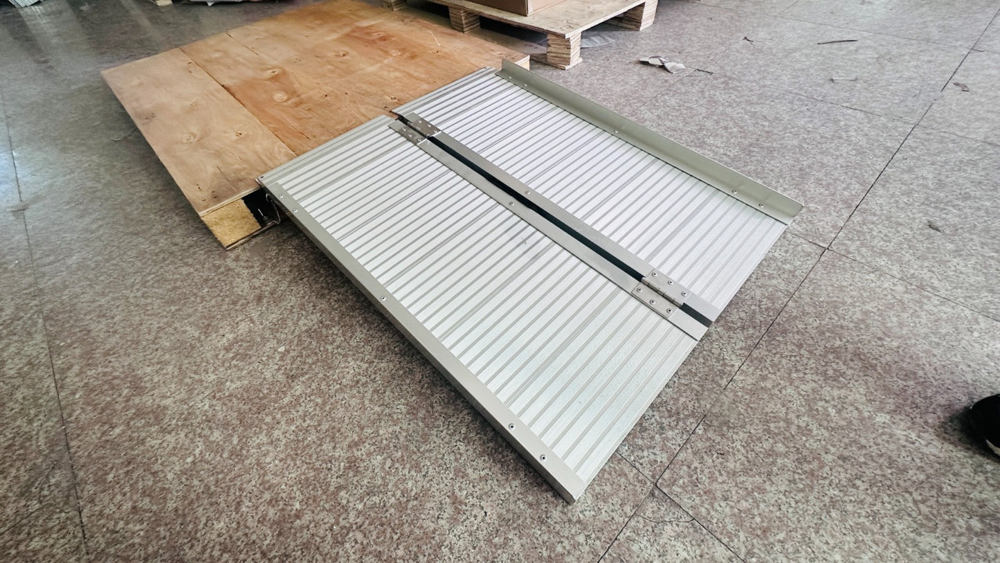 Rampa de acceso de aluminio 72 x 90 cm